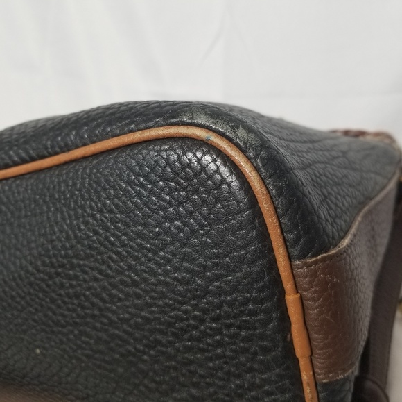 DOONEY & BOURKE Leather Bucket Bag w/ Wallet - Picture 4 of 8